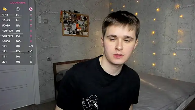 Mark Bearcub online show from May 12, 3:04 am