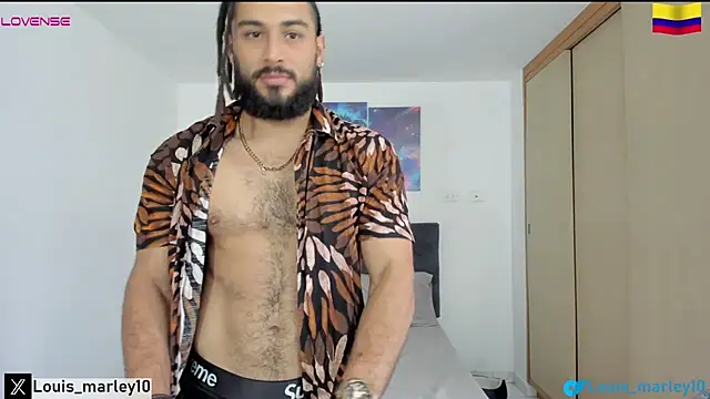 Snapshot of Louis_marley__ chatting on January 7, 8:31 pm Louis marley   online show from January 7, 8:31 pm