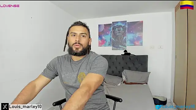 Snapshot of Louis_marley__ chatting on January 21, 11:13 pm Louis marley   online show from January 21, 11:13 pm