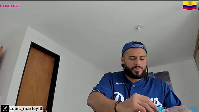 Snapshot of Louis_marley__ chatting on February 27, 7:26 pm Louis marley   online show from February 27, 7:26 pm