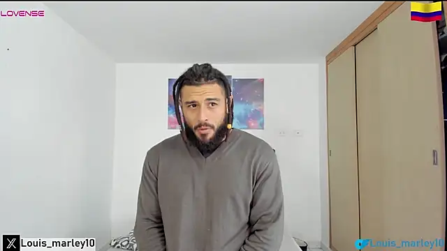 Snapshot of Louis_marley__ chatting on January 6, 8:39 pm Louis marley   online show from January 6, 8:39 pm