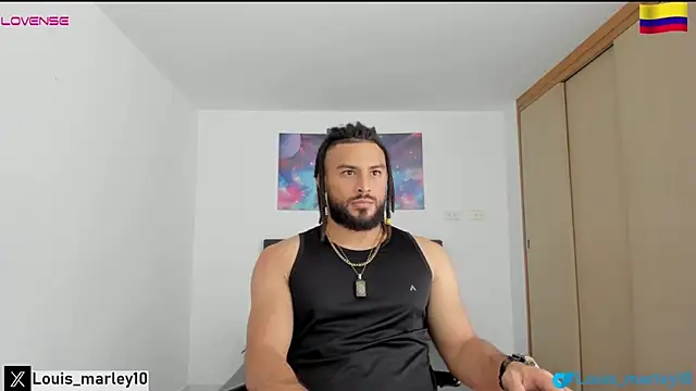 Snapshot of Louis_marley__ chatting on February 10, 8:42 pm Louis marley   online show from February 10, 8:42 pm