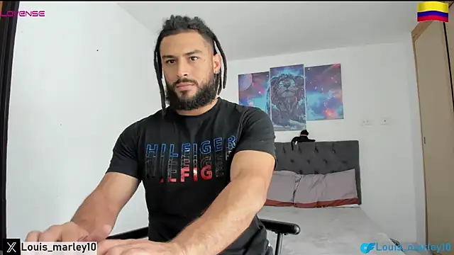Snapshot of Louis_marley__ chatting on February 4, 5:12 pm Louis marley   online show from February 4, 5:12 pm