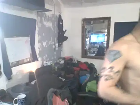 CloudDadddyyy420 online show from April 23, 3:33 am