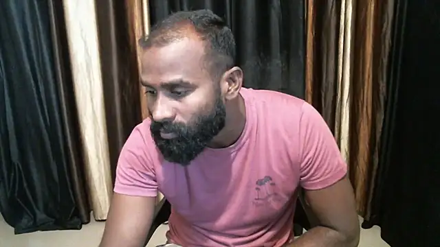 Snapshot of indian2 chatting on September 20, 12:32 am indian2 online show from September 20, 12:32 am