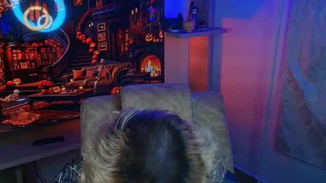 Snapshot of dimitri_tv chatting on October 13, 12:49 am dimitri tv online show from October 13, 12:49 am