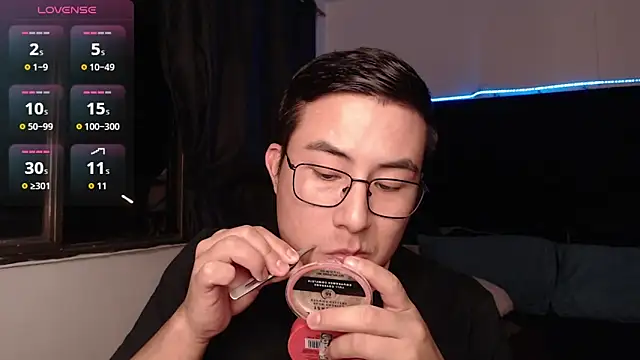 andrewmhilton  online show from February 9, 6:40 am