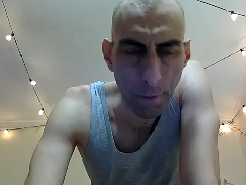 Snapshot of HandsomeAlfie chatting on October 5, 2:37 am HandsomeAlfie online show from October 5, 2:37 am