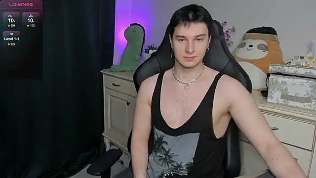 Vincent Strong online show from December 22, 8:11 am