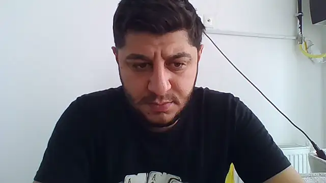 erkekkkadam online show from December 8, 8:30 am