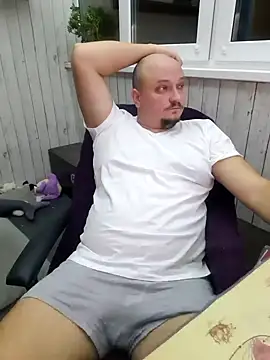 Snapshot of Pandasky chatting on December 27, 3:49 pm Pandasky online show from December 27, 3:49 pm