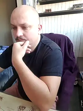 Snapshot of Pandasky chatting on December 26, 8:07 am Pandasky online show from December 26, 8:07 am