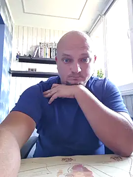 Snapshot of Pandasky chatting on October 1, 10:19 am Pandasky online show from October 1, 10:19 am