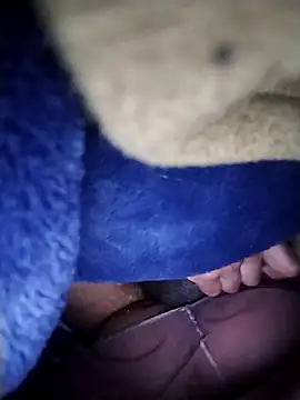 Bigcockmexi13 online show from November 14, 8:21 pm