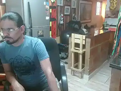 Dr Pocholate84 online show from December 3, 9:34 pm