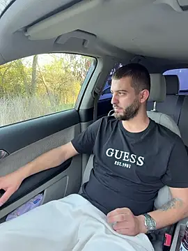 ElChapoGuzman95 online show from November 2, 7:23 am