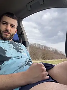 ElChapoGuzman95 online show from March 21, 1:15 pm