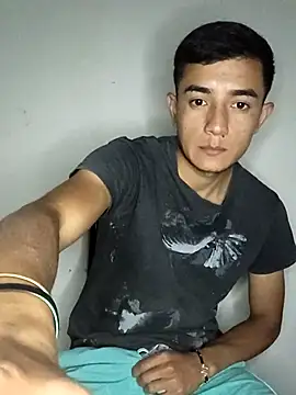 Thick Cock online show from December 3, 4:18 am