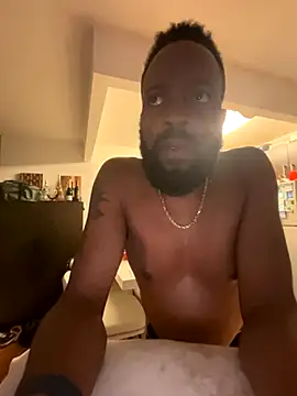 Snapshot of theblacklordmaster chatting on September 28, 3:37 am theblacklordmaster online show from September 28, 3:37 am