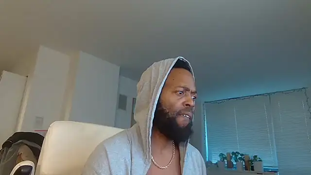 Snapshot of theblacklordmaster chatting on October 24, 12:29 pm theblacklordmaster online show from October 24, 12:29 pm