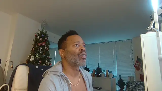 Snapshot of theblacklordmaster chatting on December 3, 1:21 pm theblacklordmaster online show from December 3, 1:21 pm