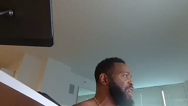 Snapshot of theblacklordmaster chatting on October 10, 2:22 pm theblacklordmaster online show from October 10, 2:22 pm