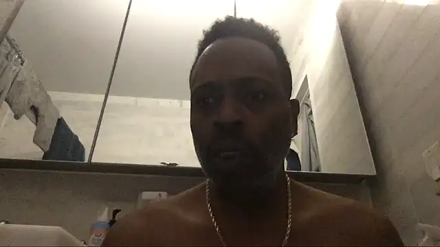 Snapshot of theblacklordmaster chatting on March 17, 12:14 pm theblacklordmaster online show from March 17, 12:14 pm