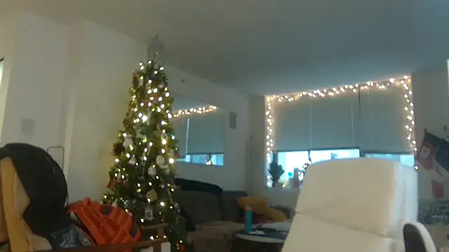 Snapshot of theblacklordmaster chatting on December 20, 2:27 pm theblacklordmaster online show from December 20, 2:27 pm