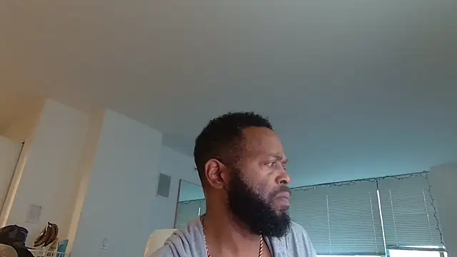 Snapshot of theblacklordmaster chatting on October 6, 12:43 pm theblacklordmaster online show from October 6, 12:43 pm