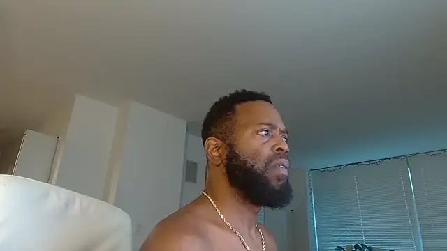 Snapshot of theblacklordmaster chatting on October 8, 1:26 pm theblacklordmaster online show from October 8, 1:26 pm