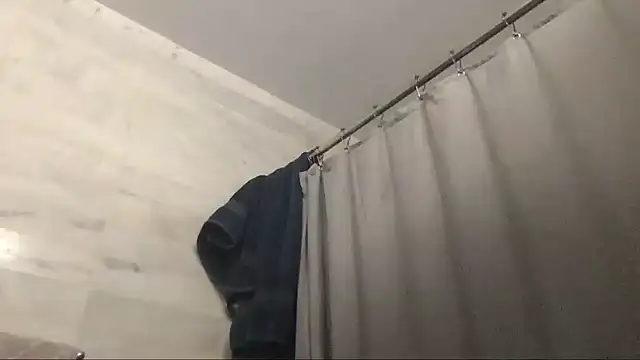 Snapshot of theblacklordmaster chatting on March 20, 1:26 pm theblacklordmaster online show from March 20, 1:26 pm