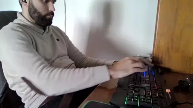 Snapshot of joaodias_97 chatting on March 14, 4:51 pm joaodias 97 online show from March 14, 4:51 pm