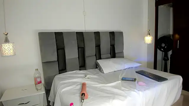 Blum icee online show from November 29, 7:43 am