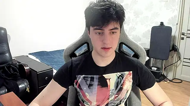 Knuckles17 online show from February 10, 1:05 pm