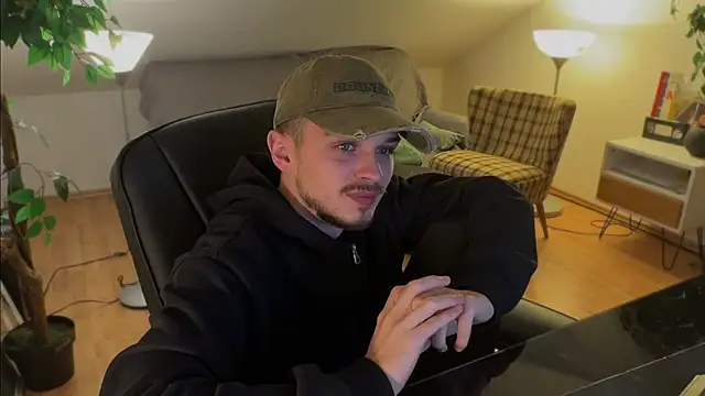 naked psy online show from November 22, 12:32 am