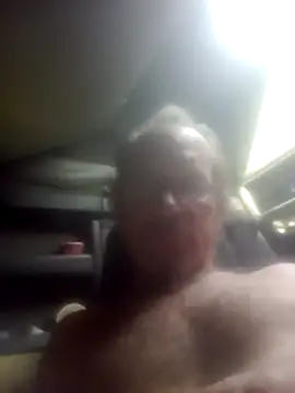 Berry8937263 online show from April 11, 9:35 am