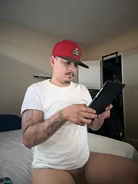 PeterGrandee online show from February 4, 8:49 pm