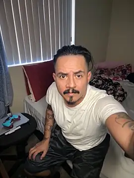 PeterGrandee online show from October 6, 10:58 pm