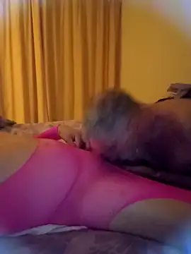 adriaan1975 online show from November 2, 3:33 am