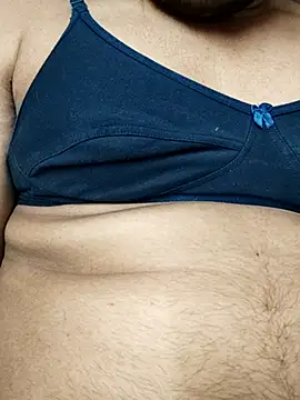 mrshine online show from February 26, 5:14 pm