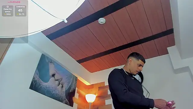 Snapshot of vincen_jose chatting on December 24, 5:49 am vincen jose online show from December 24, 5:49 am