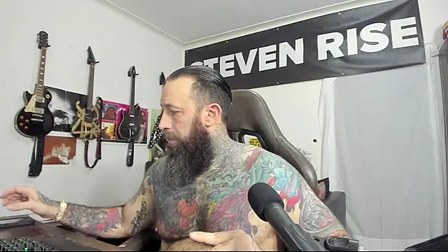 StevenRiseNYC online show from January 31, 11:24 pm