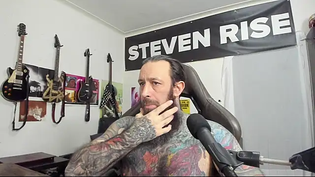 StevenRiseNYC online show from January 4, 10:45 pm