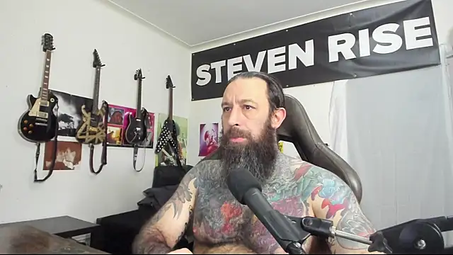 StevenRiseNYC online show from December 25, 1:09 pm