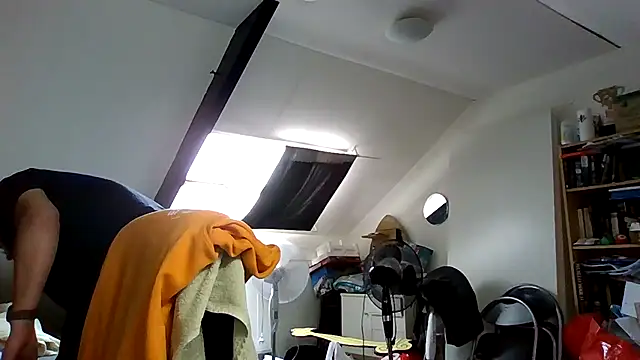 Snapshot of rdewaard81 chatting on October 23, 10:29 am rdewaard81 online show from October 23, 10:29 am