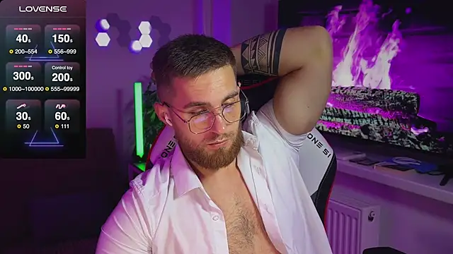 Sweeet  boy online show from November 19, 4:40 pm