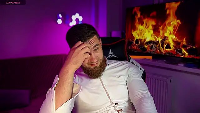 Sweeet  boy online show from March 11, 9:44 pm