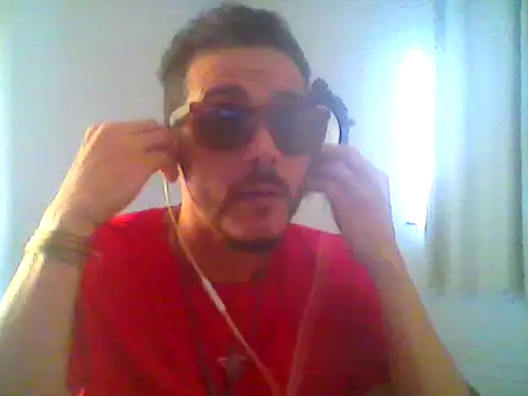 sabugueirobaa online show from December 5, 8:45 pm